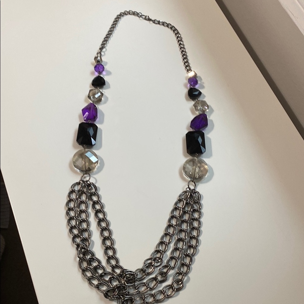 Chic Purple and Silver-tone Chain Necklace. EUC